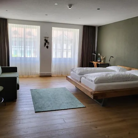 Hotel Restaurant Krone Aarberg Отель 3*