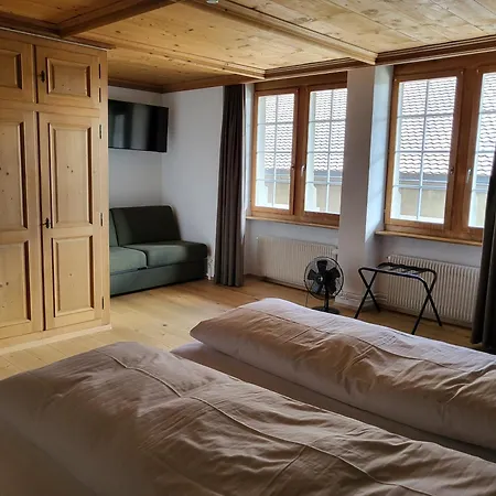 Hotel Restaurant Krone Aarberg 3* Аарберг