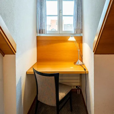 Hotel Restaurant Krone Aarberg Hotel 3*