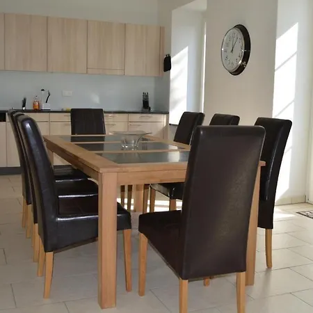 Hotel Restaurant Krone Aarberg Hotell